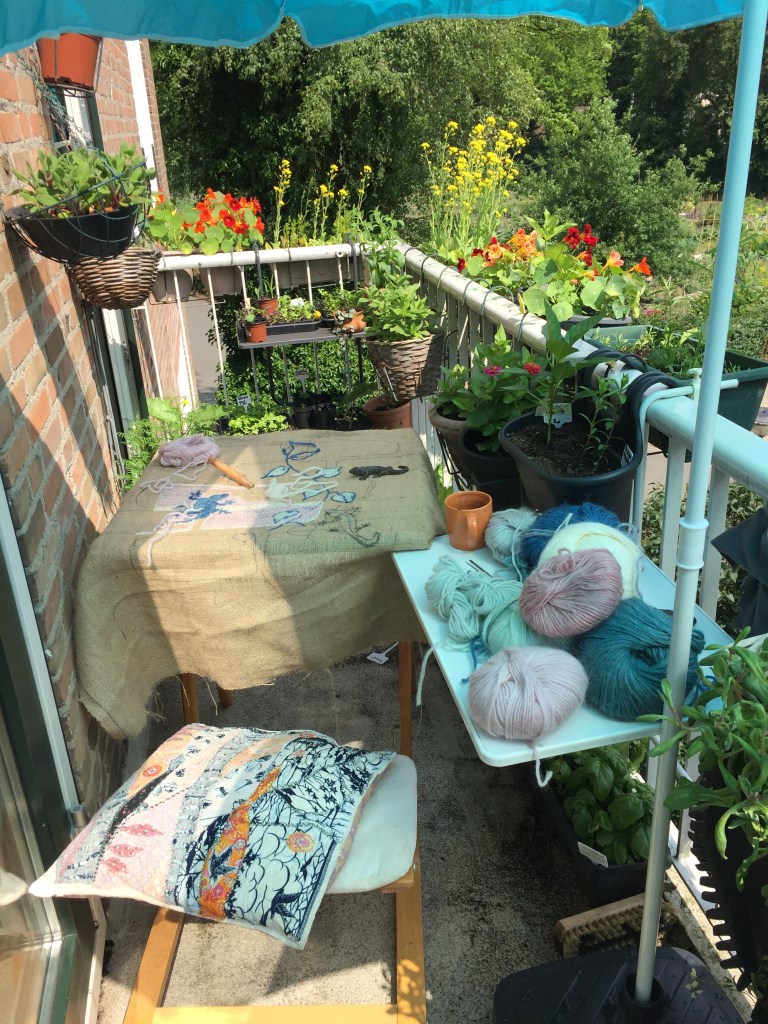 gripper strip frame op balkon onder parasol